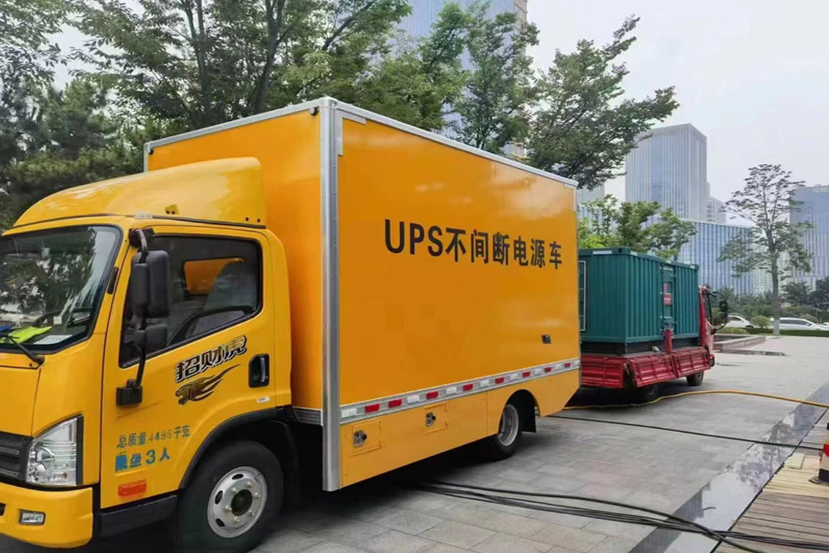 天桥发电机租赁施工现场